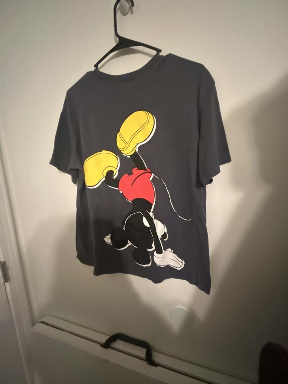 Youth Disney Mickey Mouse "Oh Boy" Graphic T-Shirt XL - Picture 3 of 3